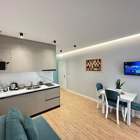 Trea Accomodations - Suite Lungomare Vlore Ngoại thất bức ảnh