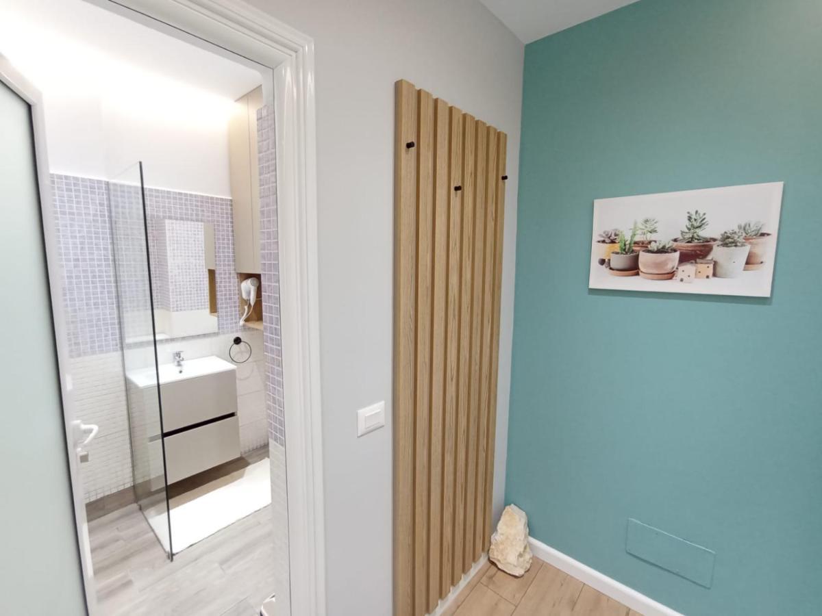 Trea Accomodations - Suite Lungomare Vlore Ngoại thất bức ảnh