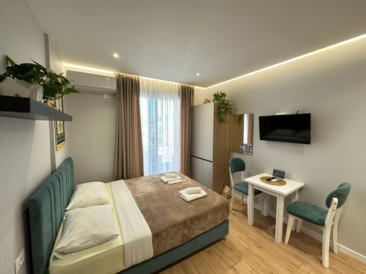 Trea Accomodations - Suite Lungomare Vlore Ngoại thất bức ảnh